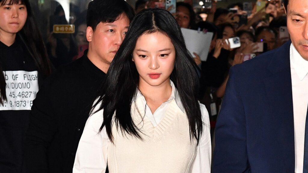 Newjeans' Hani Calls For Stronger Protection For Artists With New