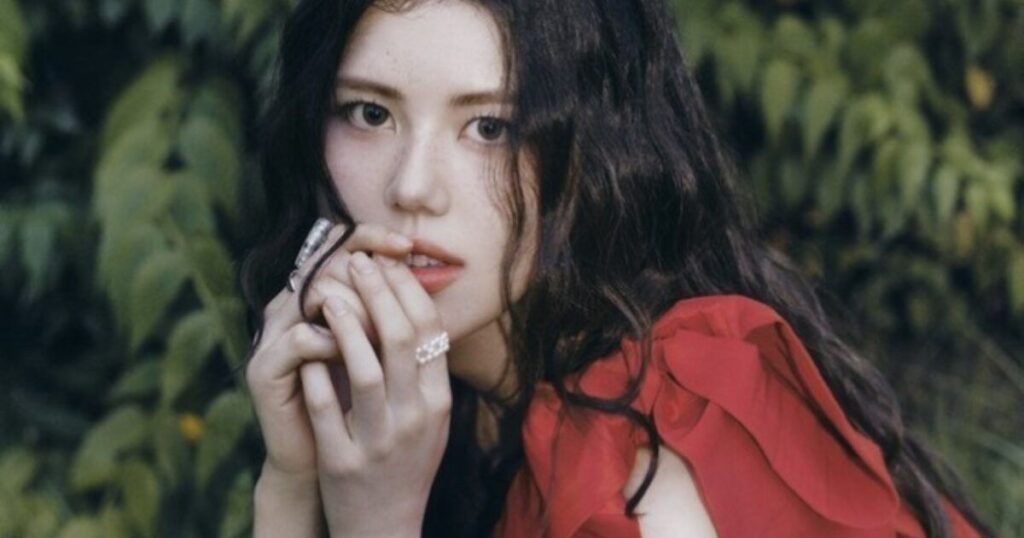 Newjeans Danielle's Older Sister To Debut Under Warner Korea's Global