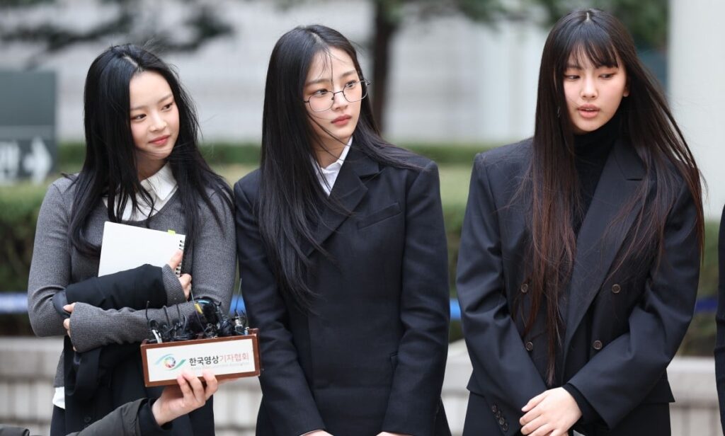 Newjeans & ador fail to reach a settlement during second